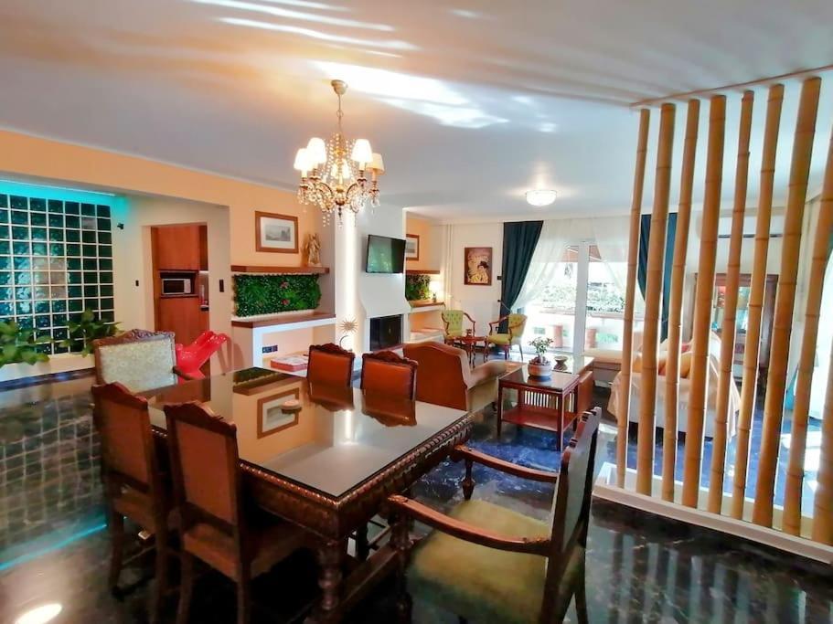 Sarakin'S Mansion Luxury Retreat Daire Atina Dış mekan fotoğraf